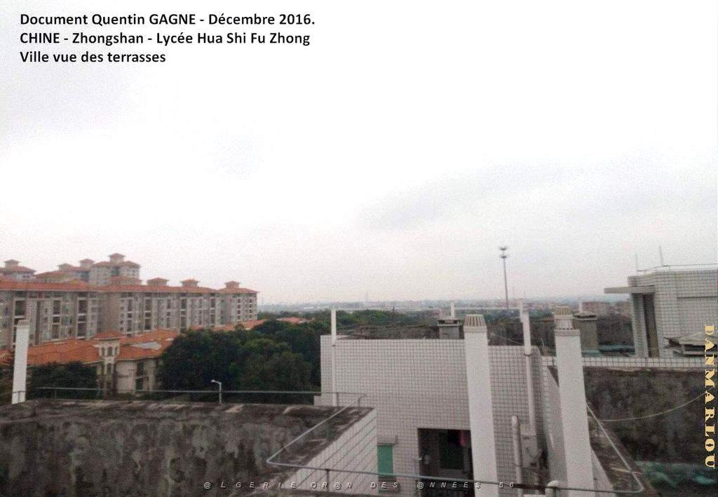 Zhongshan 083- Vue ext.JPG